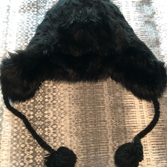 Hat - Picture 2 of 4